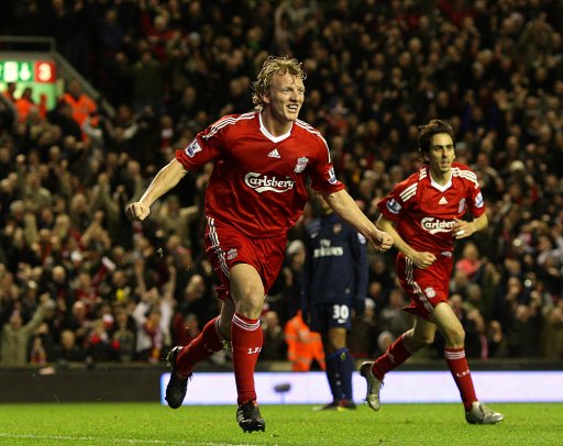 曼联vs樱桃全场数据：控球率56-44，射门15-14（曼联战樱桃技术统计：控球56%-44%，射门15比14）