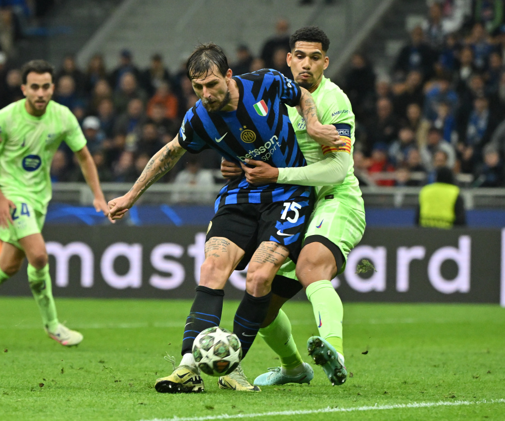 詹姆斯今天罚球14中9 出手数和命中数皆创个人赛季新高（詹姆斯今日罚球14罚9中，出手与命中均创个人赛季新高）