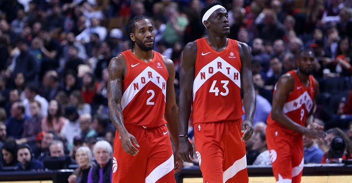 20分逆转结束客场7连败！乔治&麦科勒姆合砍56分（20分逆转终结客场7连败，乔治与麦科勒姆合砍56分）