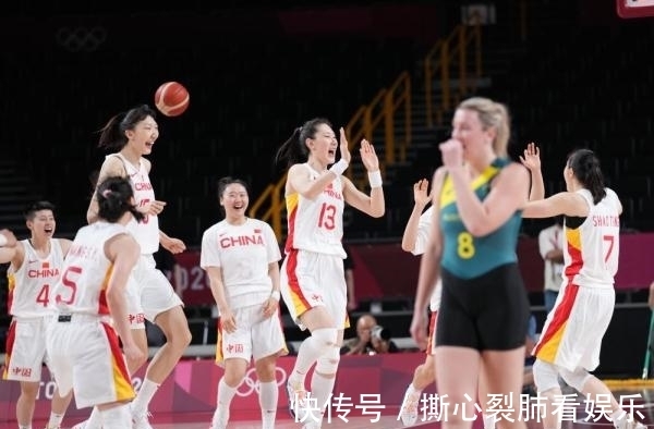 双方都不满！伯恩茅斯队长：B费那个任意球前，连对方都说我没手球（判罚引争议！伯恩茅斯队长：B费任意球前连对手都说我没手球）