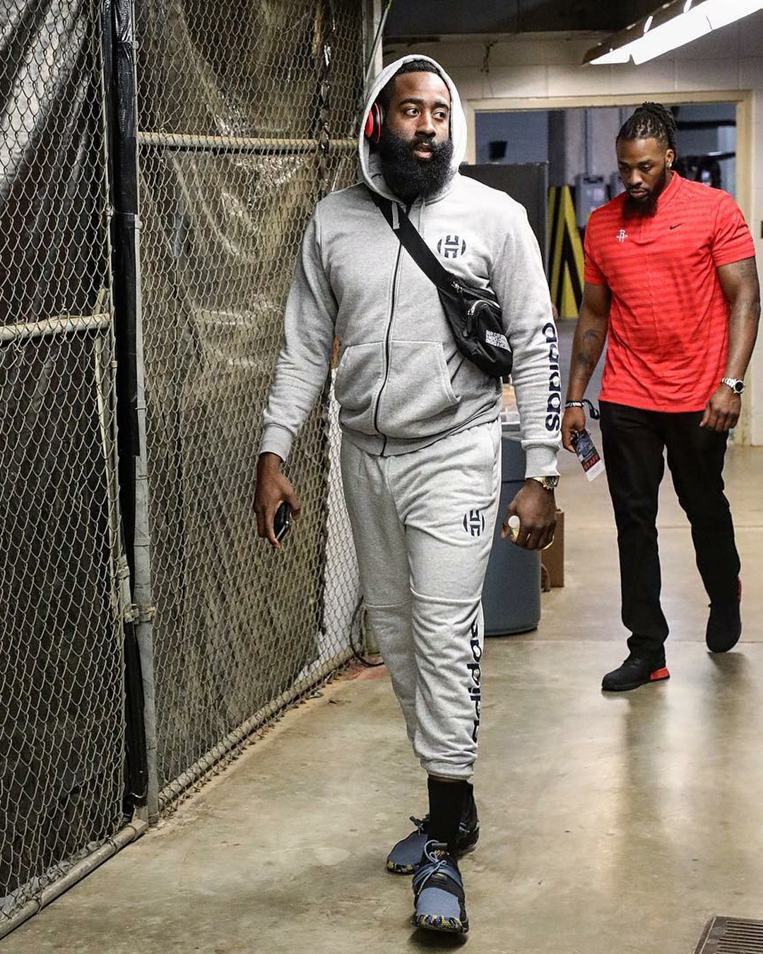 打脸罗马诺？泰晤士名记：埃弗顿还没向切尔西报价霍尔（与罗马诺说法相左？泰晤士名记称埃弗顿尚未就霍尔向切尔西报价）