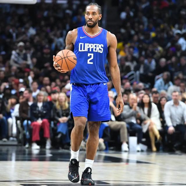 状态太差！霍福德&波杰姆斯基合计16中3，外线12中1（手感低迷！霍福德与波杰姆斯基合计16投3中，三分12投仅1中）