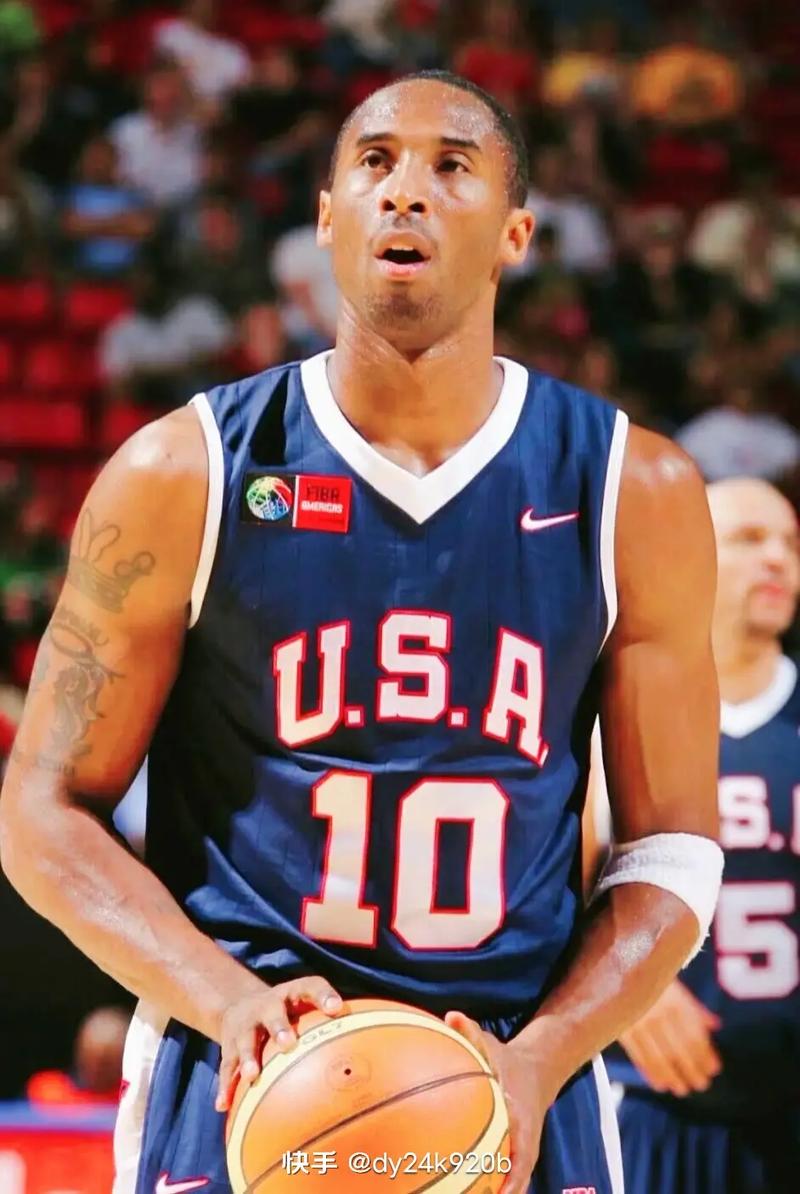 斯基拉：那不勒斯计划通过冬窗买中场，目前看上梅努等5人（斯基拉：那不勒斯计划在冬窗补强中场，梅努位列5人候选名单）