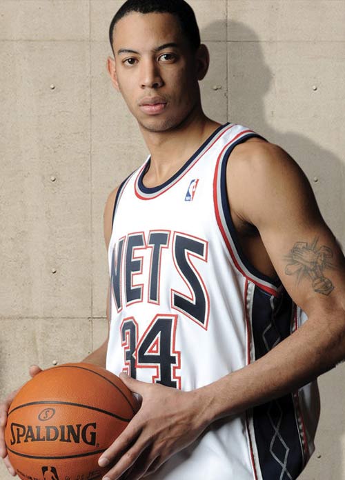 东体：李可有可能重新入选国足，门将位置可能保留个别老将（国足或迎调整：李可有望回归，门将位置可能继续保留部分老将）