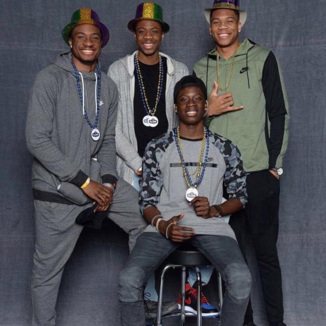 都体：弗拉霍维奇可能缺席尤文20场比赛，包括多场关键战役（都体：弗拉霍维奇或将缺席尤文多达20场，关键之战受波及）