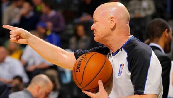 一次失误导致整场崩盘（一处疏漏引发全局崩盘）